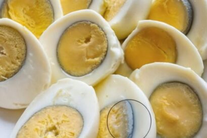 Thumbnail for Why Do Hard-Boiled Eggs Get a Green Ring Around the Yolk