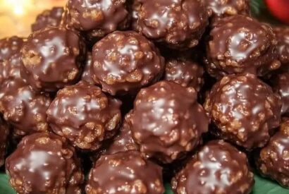 Thumbnail for Chocolate Rice Krispie Balls